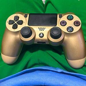Play station 4 Controller